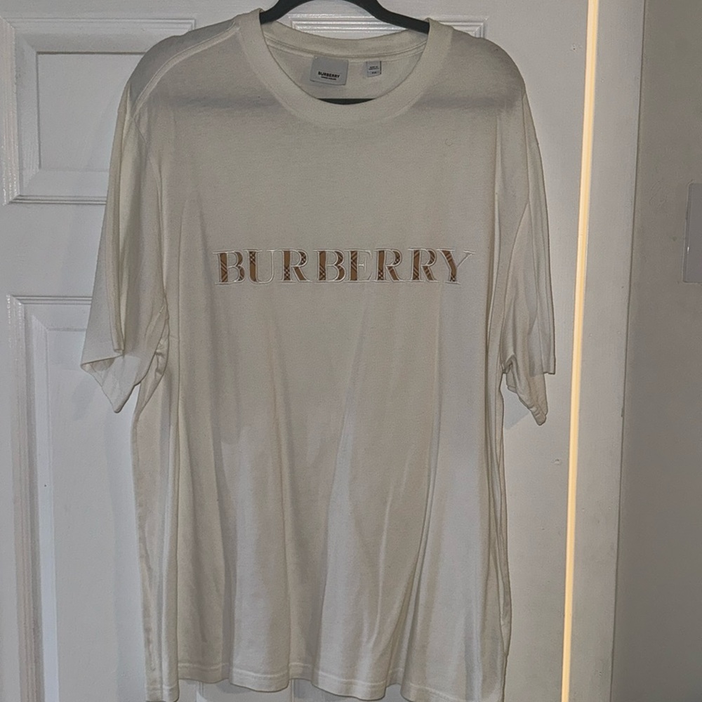 Worn mens burberry T shirt XL